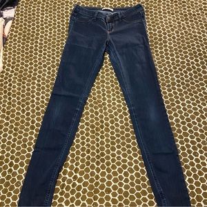 HOLLISTER Dark Wash Skinny Jeans